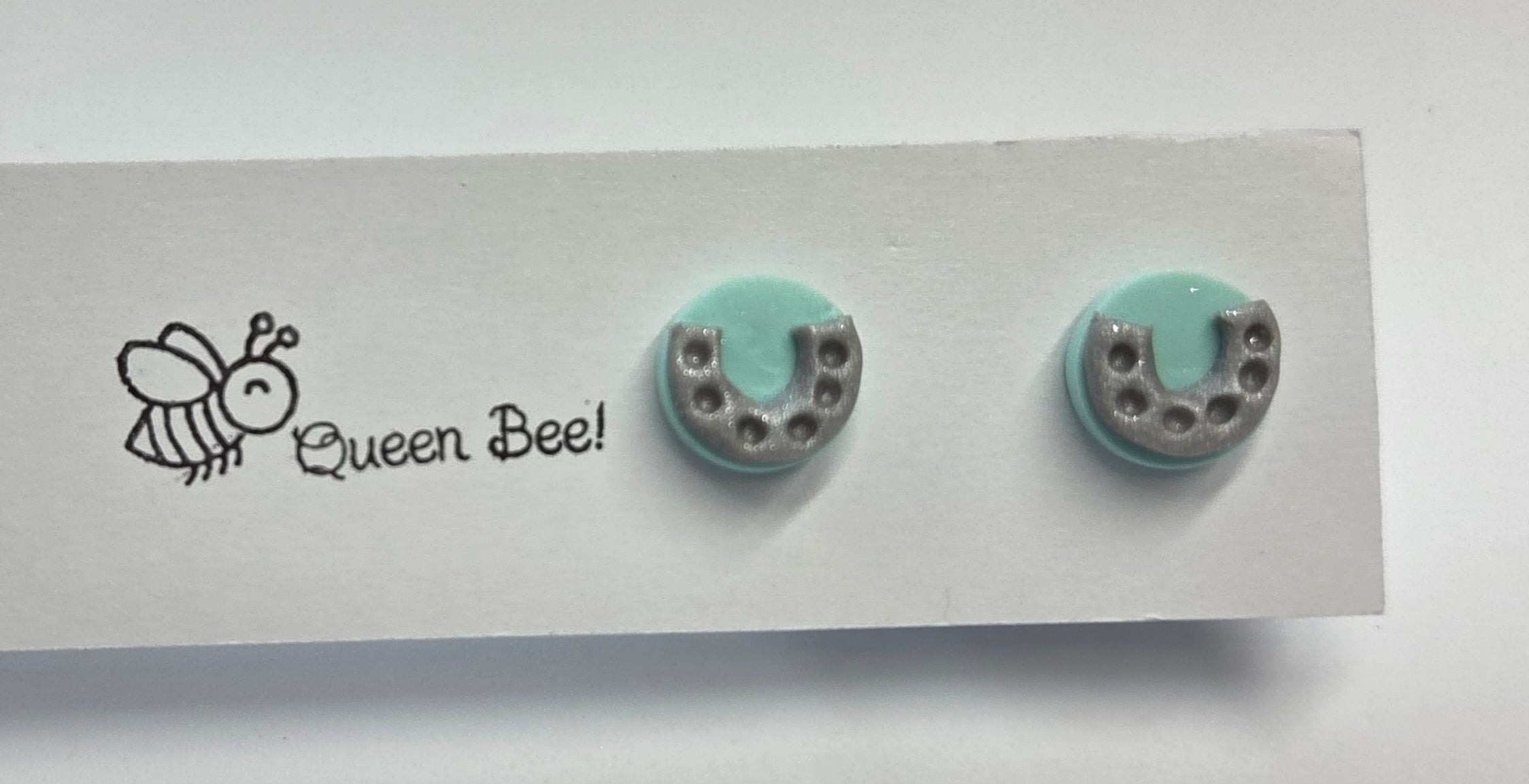Lucky Horse Shoe Stud Earrings!