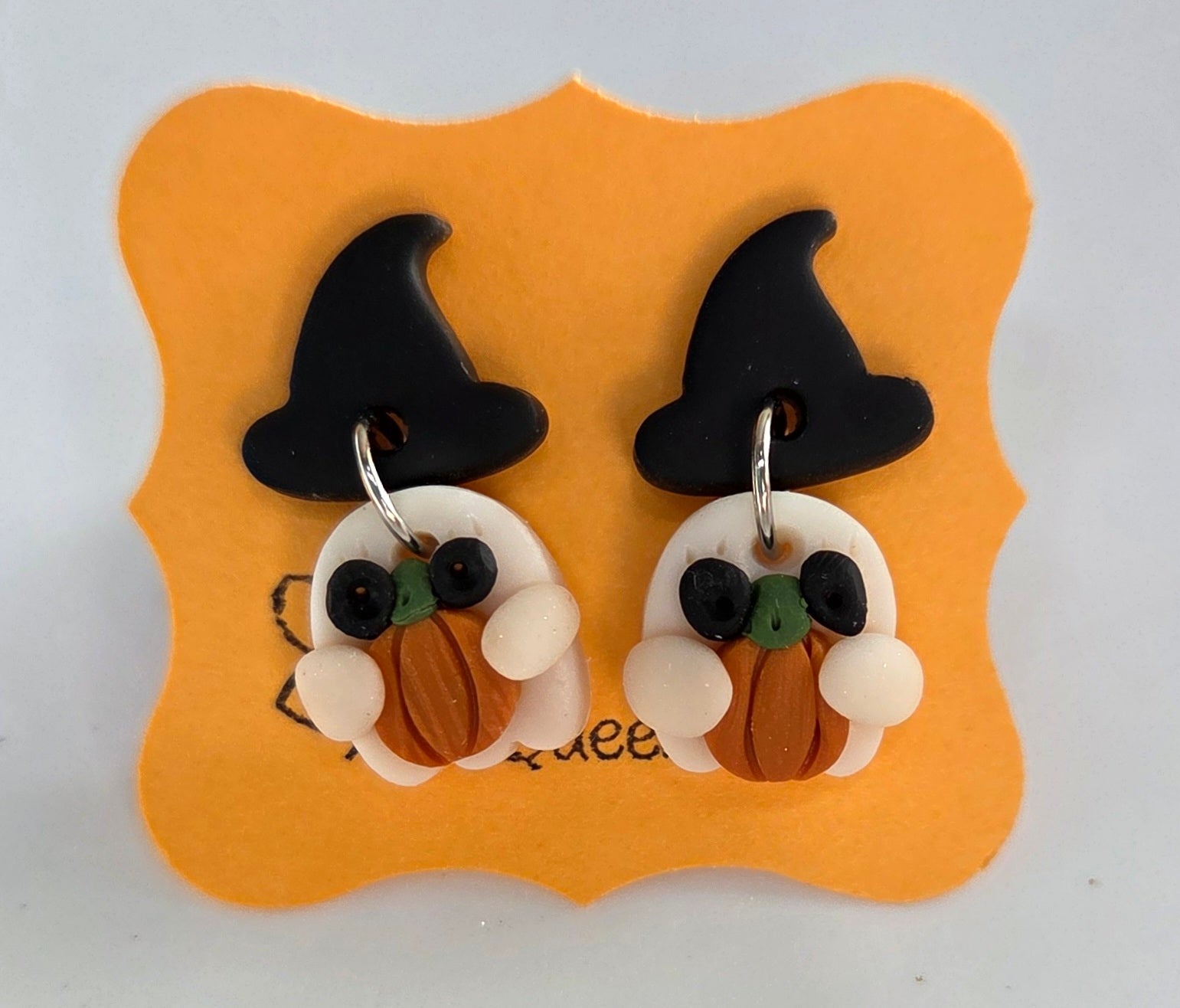 Cute Hiding Ghosts with Witches Hat Stud Earring!
