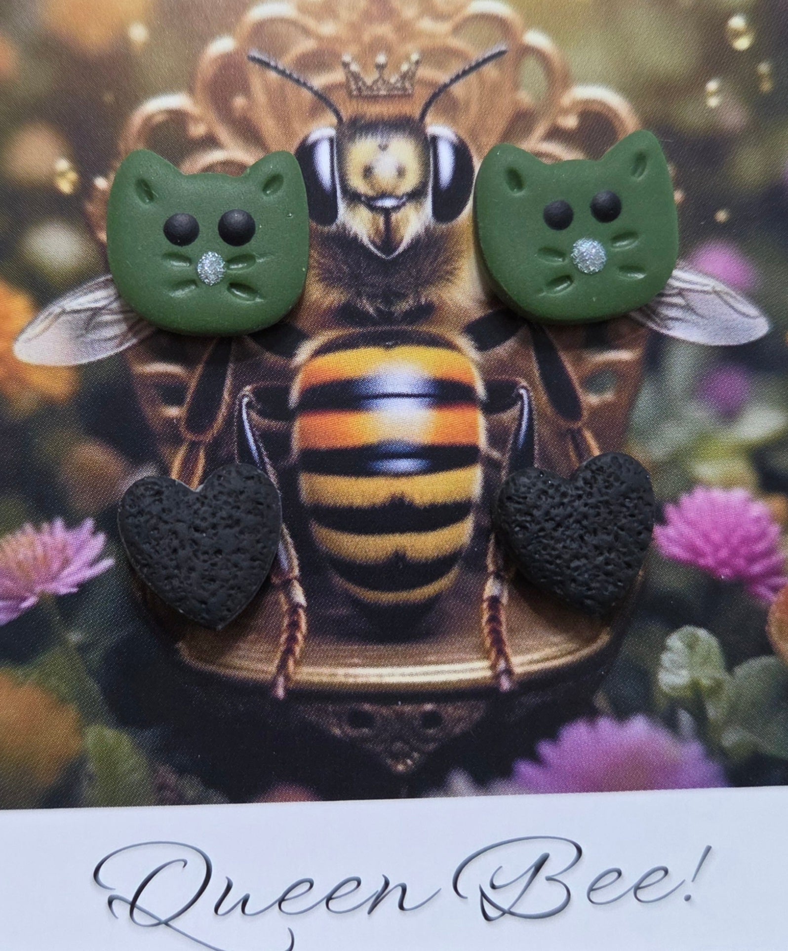 Cat Face and Black Heart Stud Earring Set!