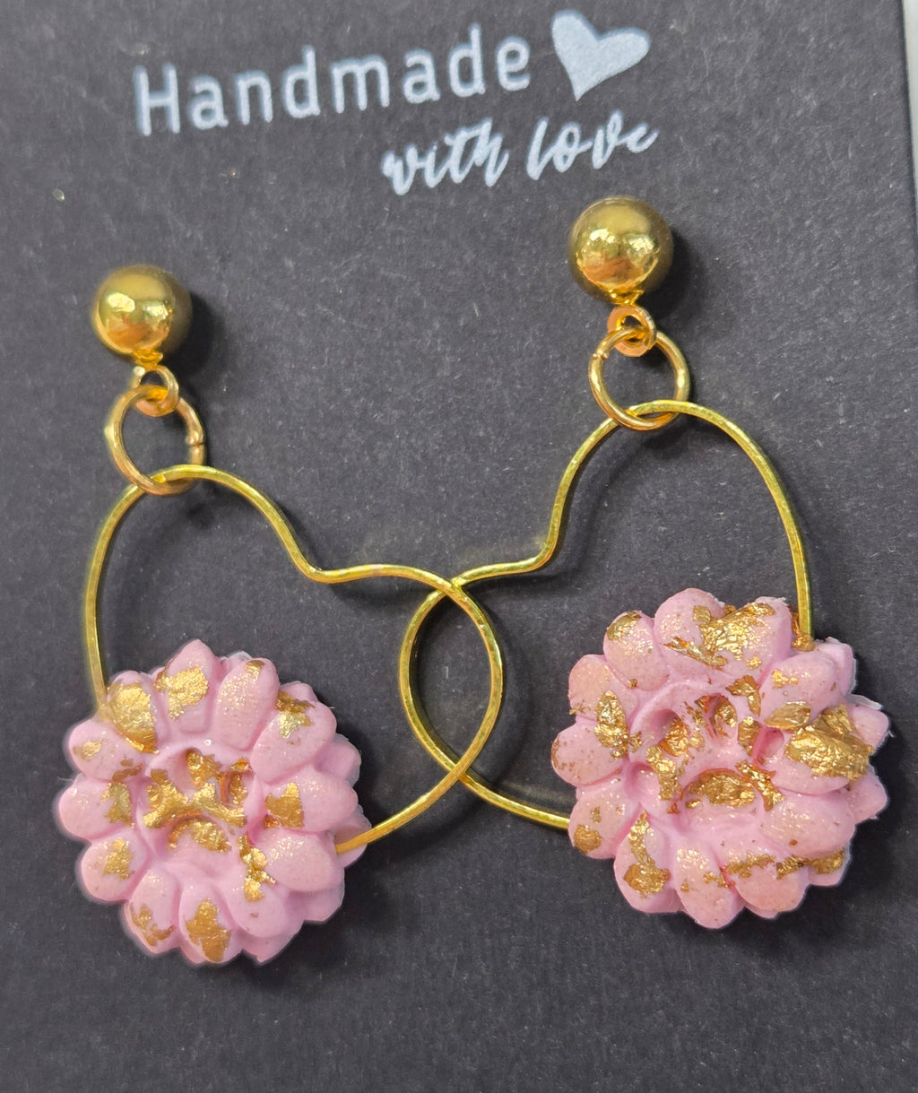 PET LOVE PINK FLOWER GLAM GOLD FLAKE HEART DANGLE STUD EARRINGS!