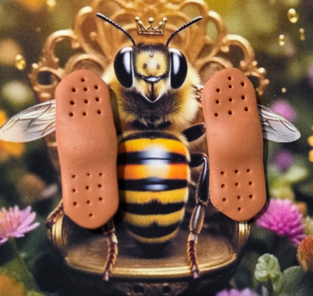 BANDAGE STUD EARRINGS!