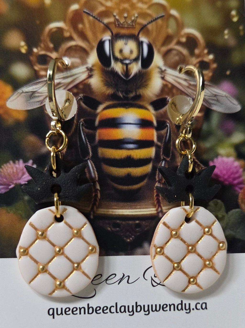 18K LUXURY PINEAPPLE DANGLE EARRINGS!