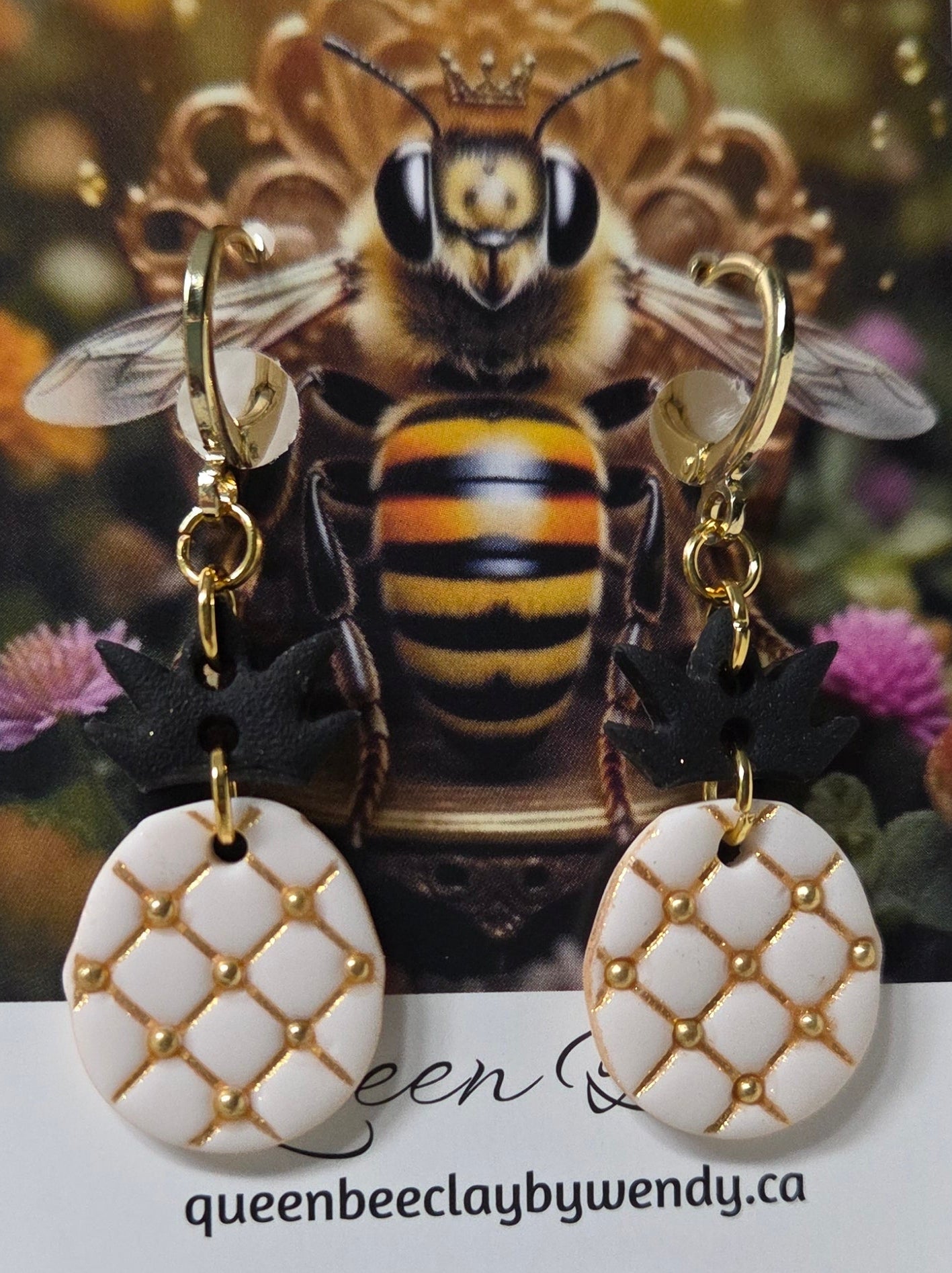 18K LUXURY PINEAPPLE DANGLE EARRINGS!