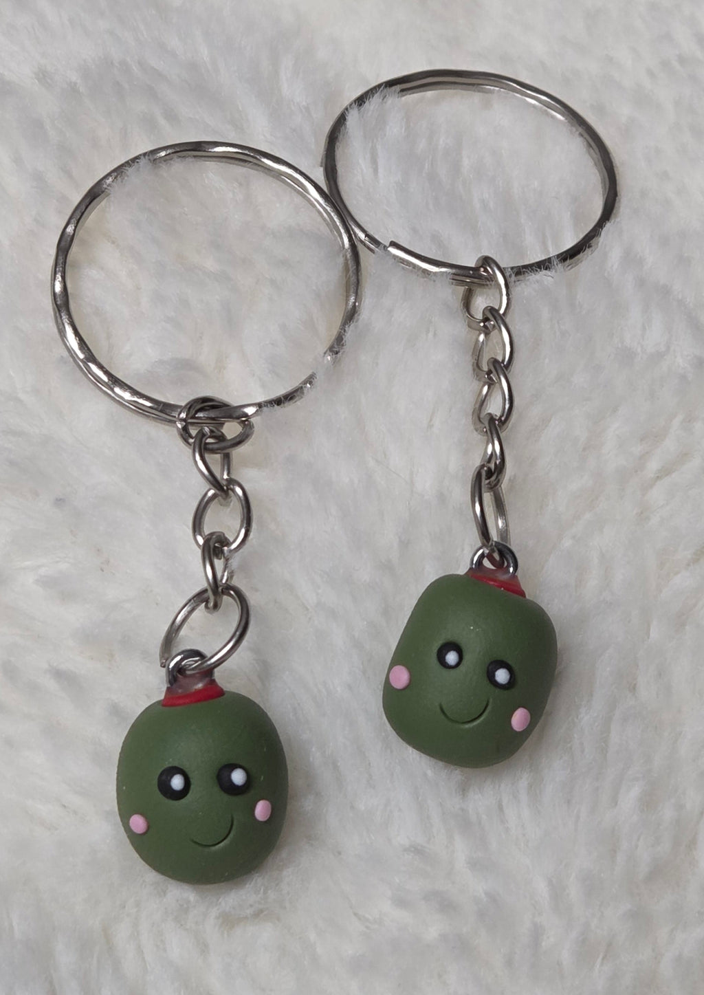 HAPPY OLIVE KEYCHAIN!