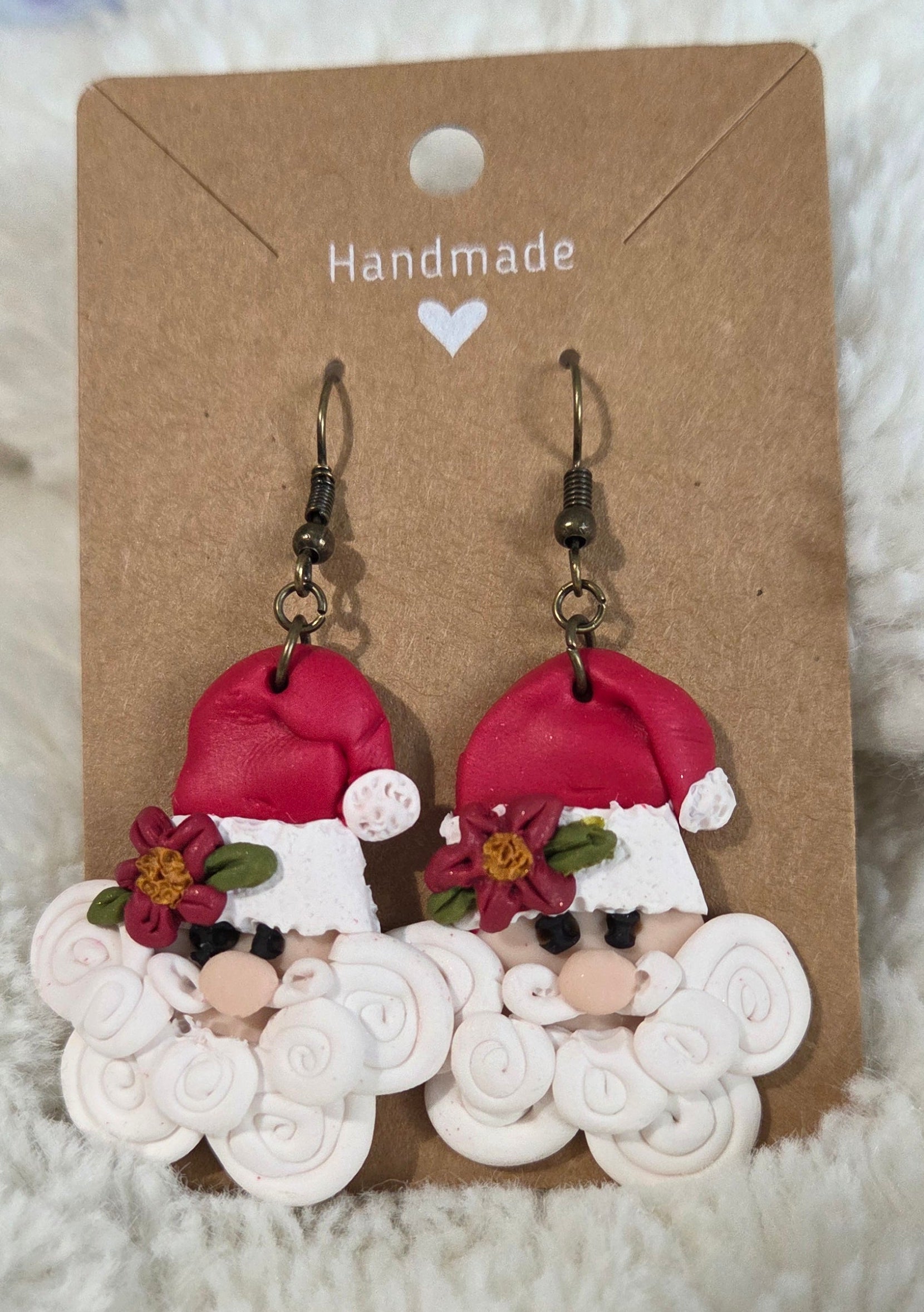 SANTAS FACE DANGLE EARRINGS!