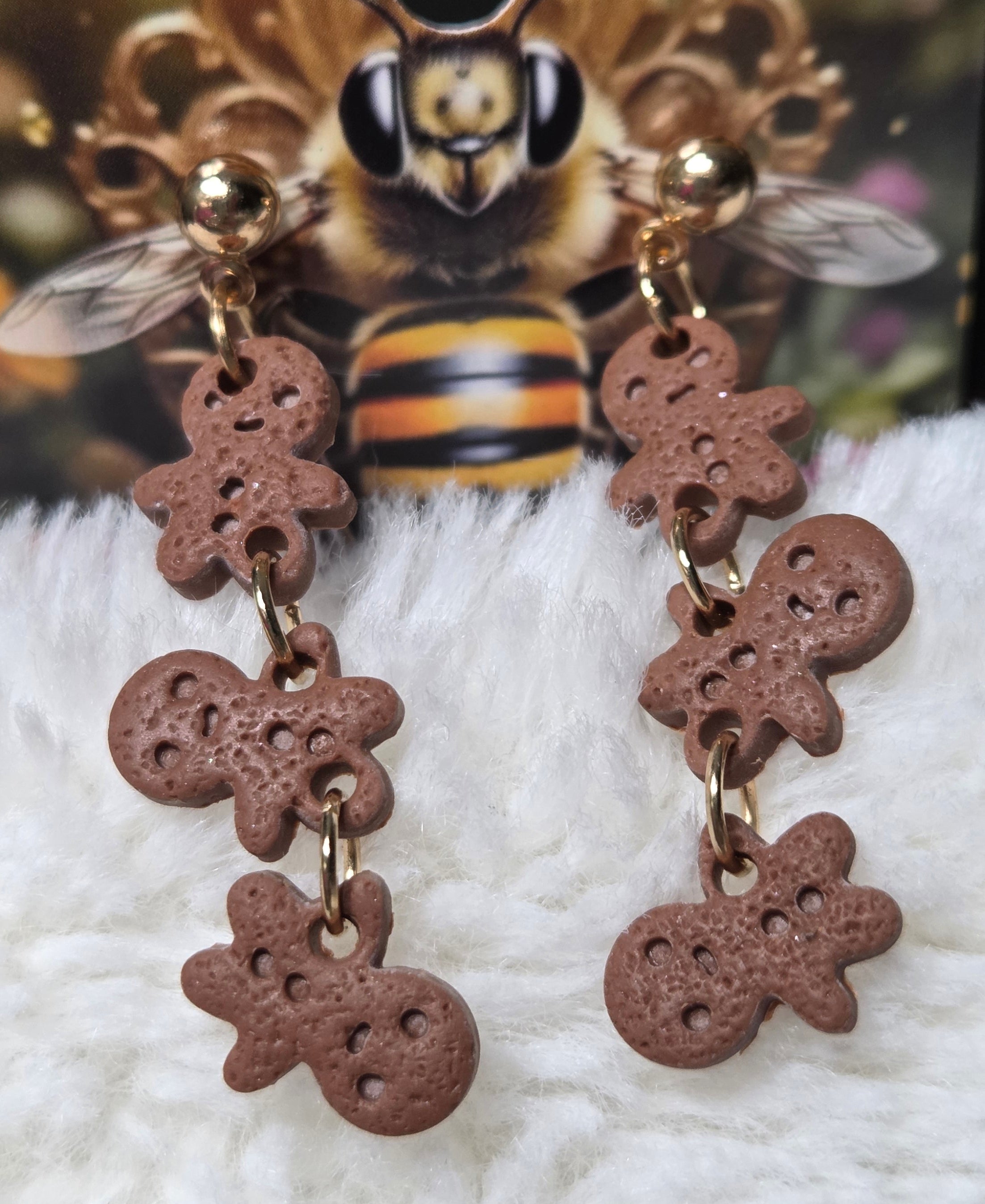 GINGERBREAD MEN DANGLE STUD EARRINGS!