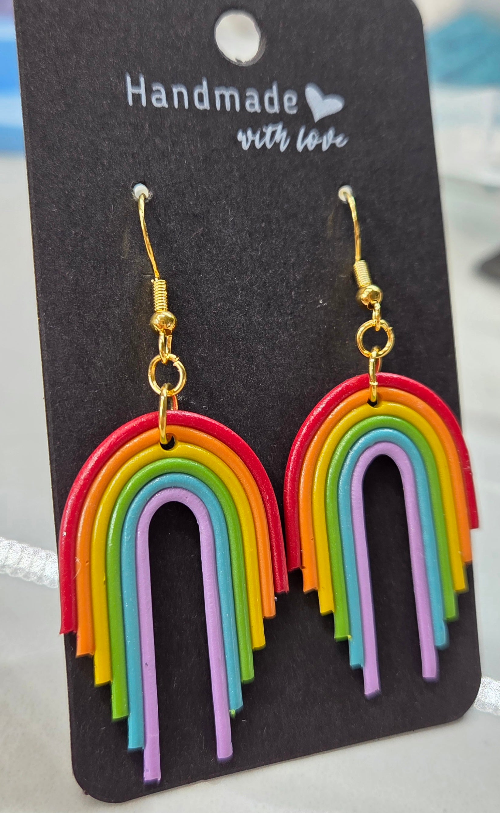 THE LAYERED RAINBOW 🌈