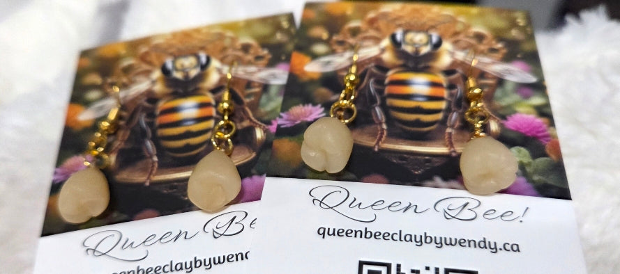 TEETH DANGLE EARRINGS!