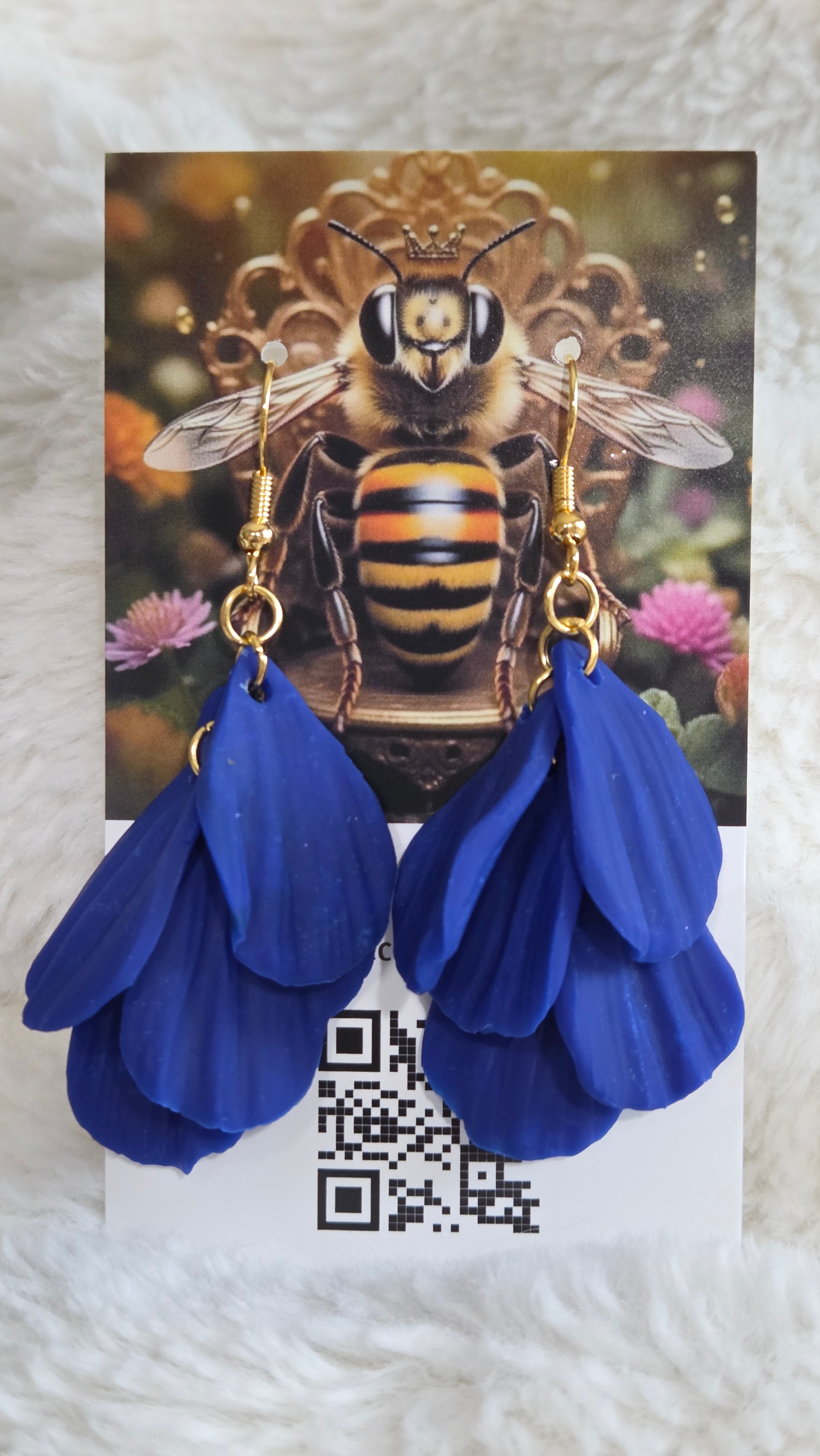 ELEGANT FLOWER PETAL DANGLE EARRING!