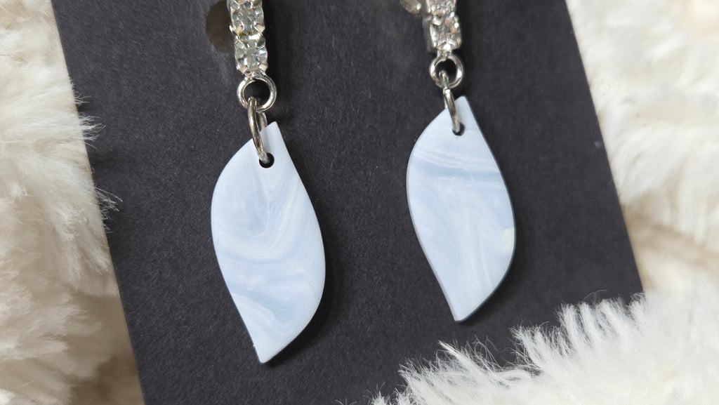 BABY BLUE MARBLE WAVE DROP DANGLE EARRING!