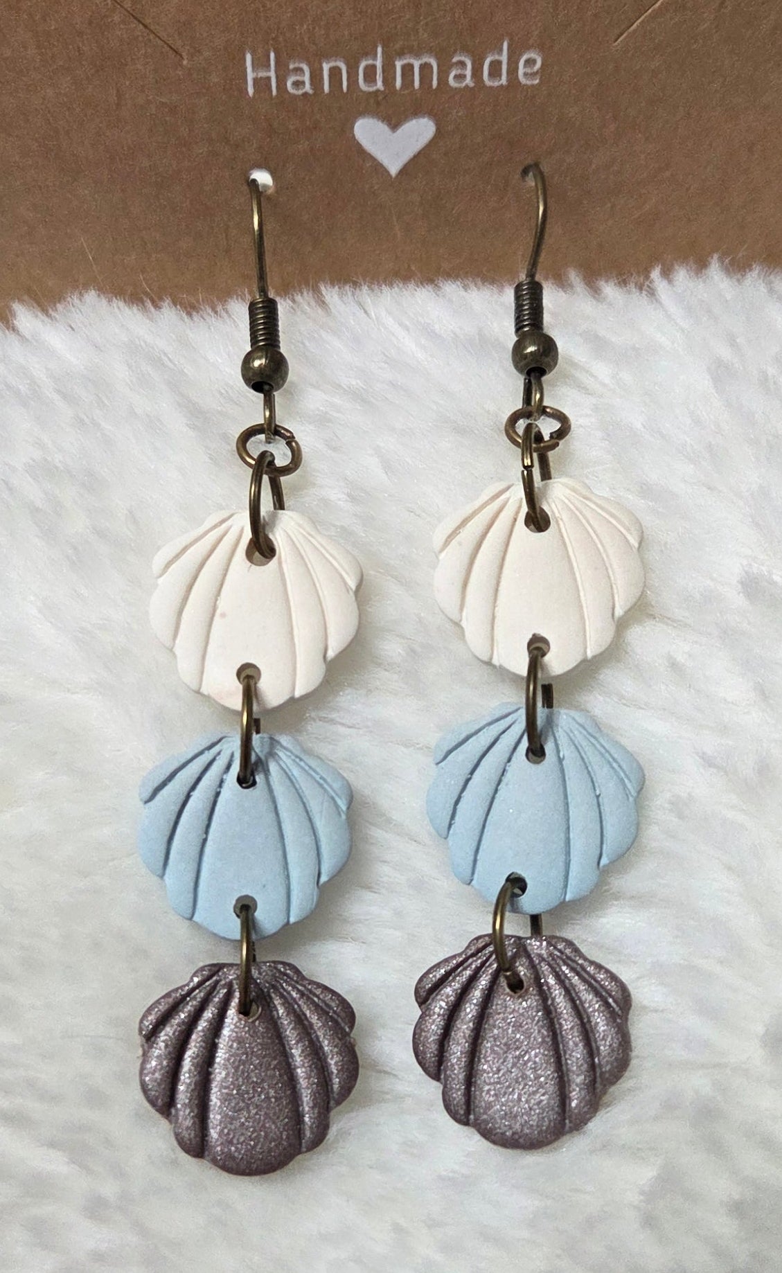 TRIPPLE SEASHELLS WHITE BLUE PURPLE DANGLE EARRINGS!