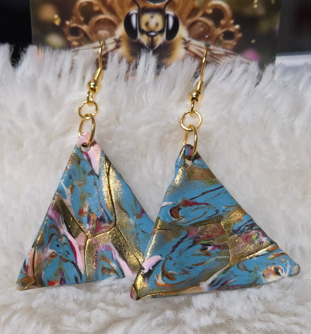 ARTISTIC GLAM DANGLE EARRINGS!