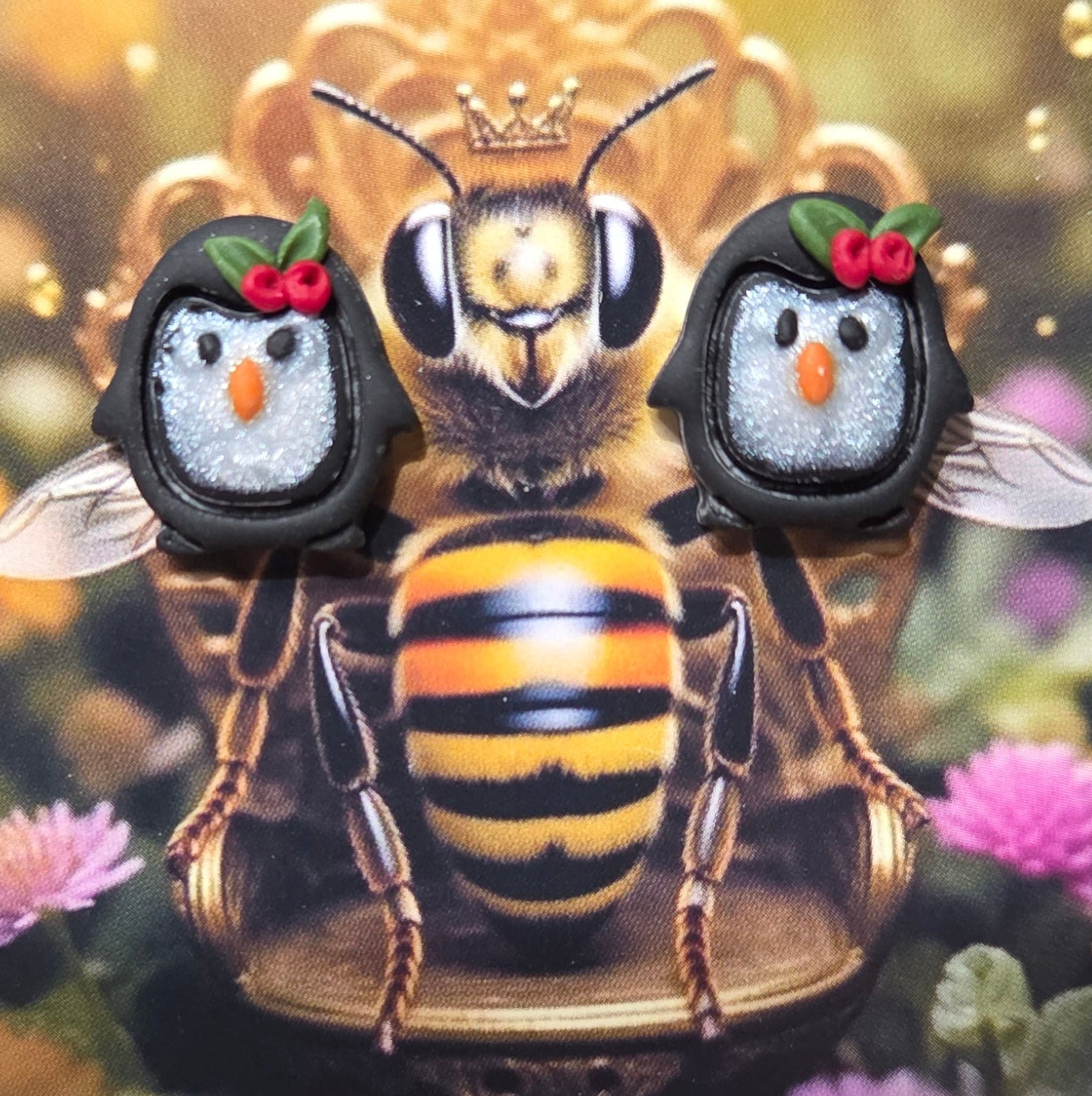 CUTE CHRISTMAS PENGUIN STUD EARRINGS!