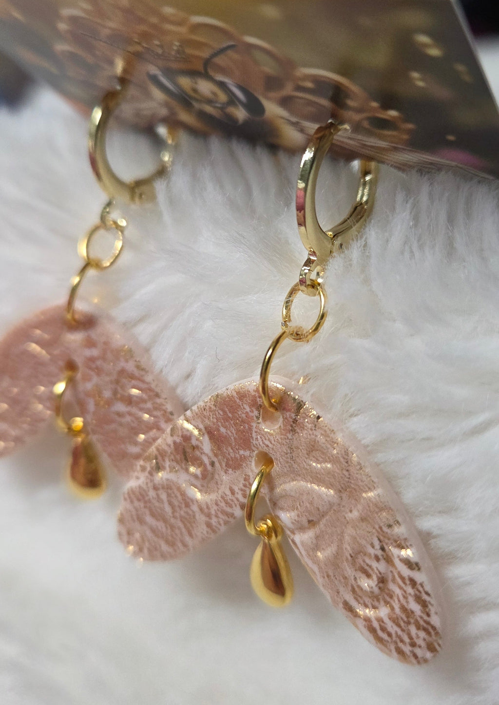 THE GOLDEN WING 18K DANGLE EARRINGS!