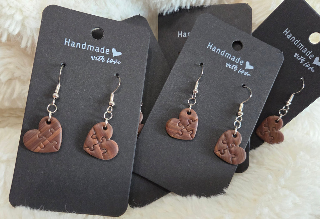 BROWN PUZZLE HEART DANGLE EARRING!