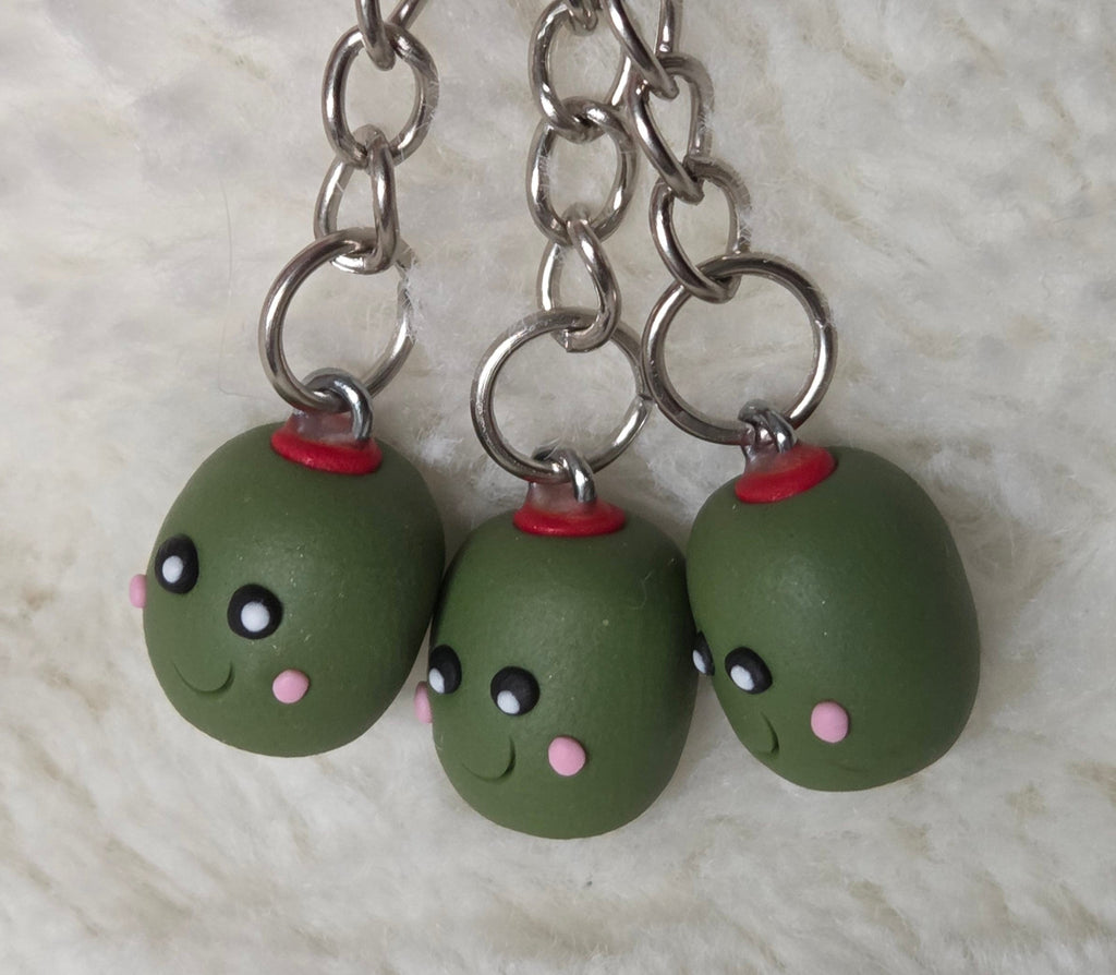 HAPPY OLIVE KEYCHAIN!