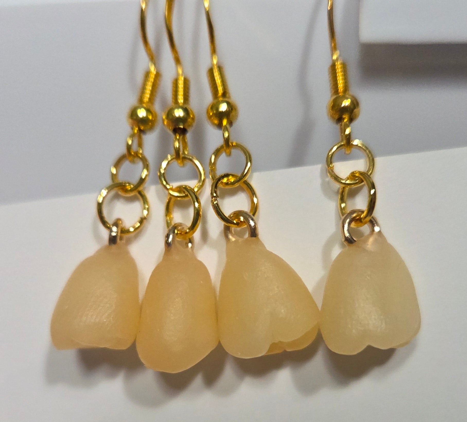 TEETH DANGLE EARRINGS!
